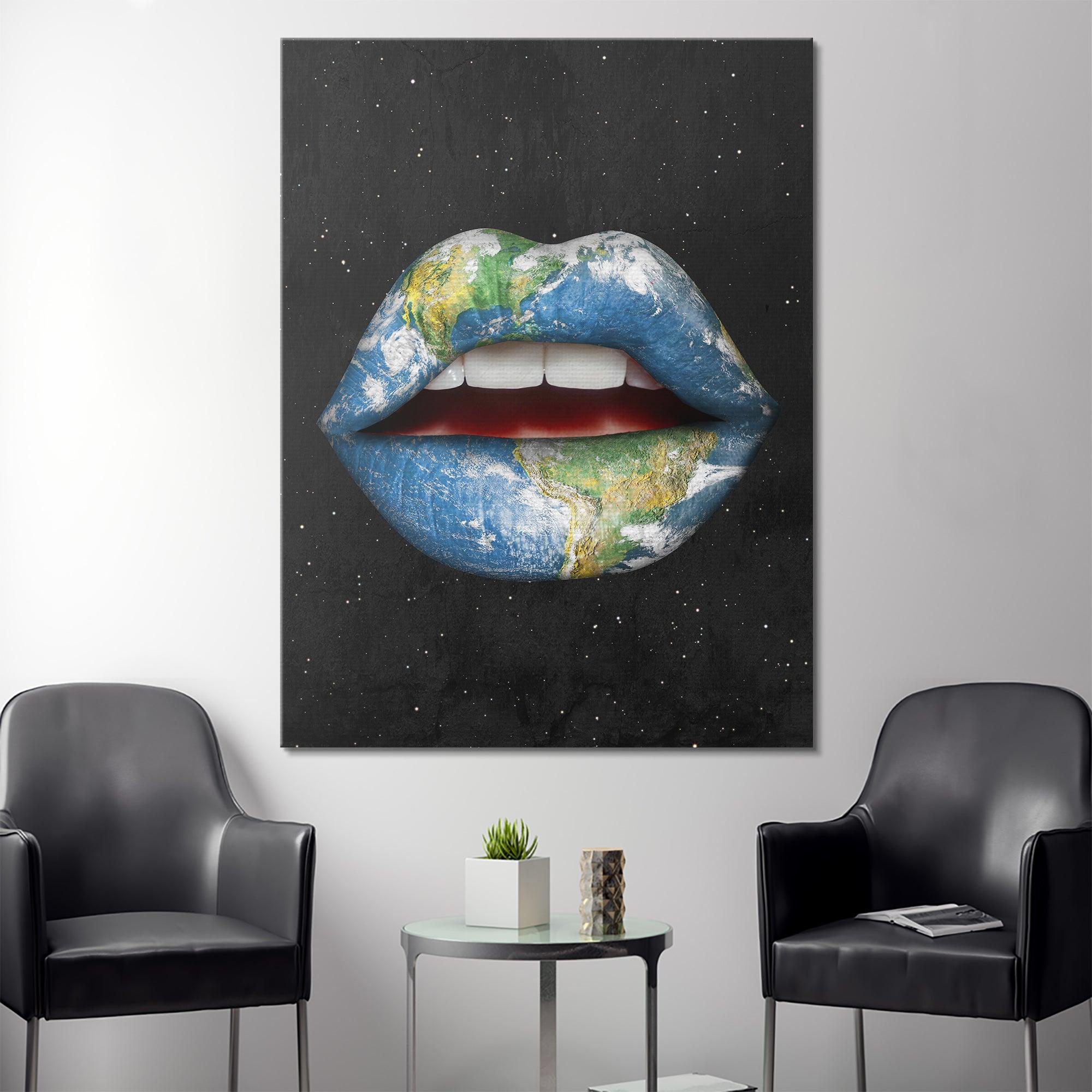 Earth Lips
