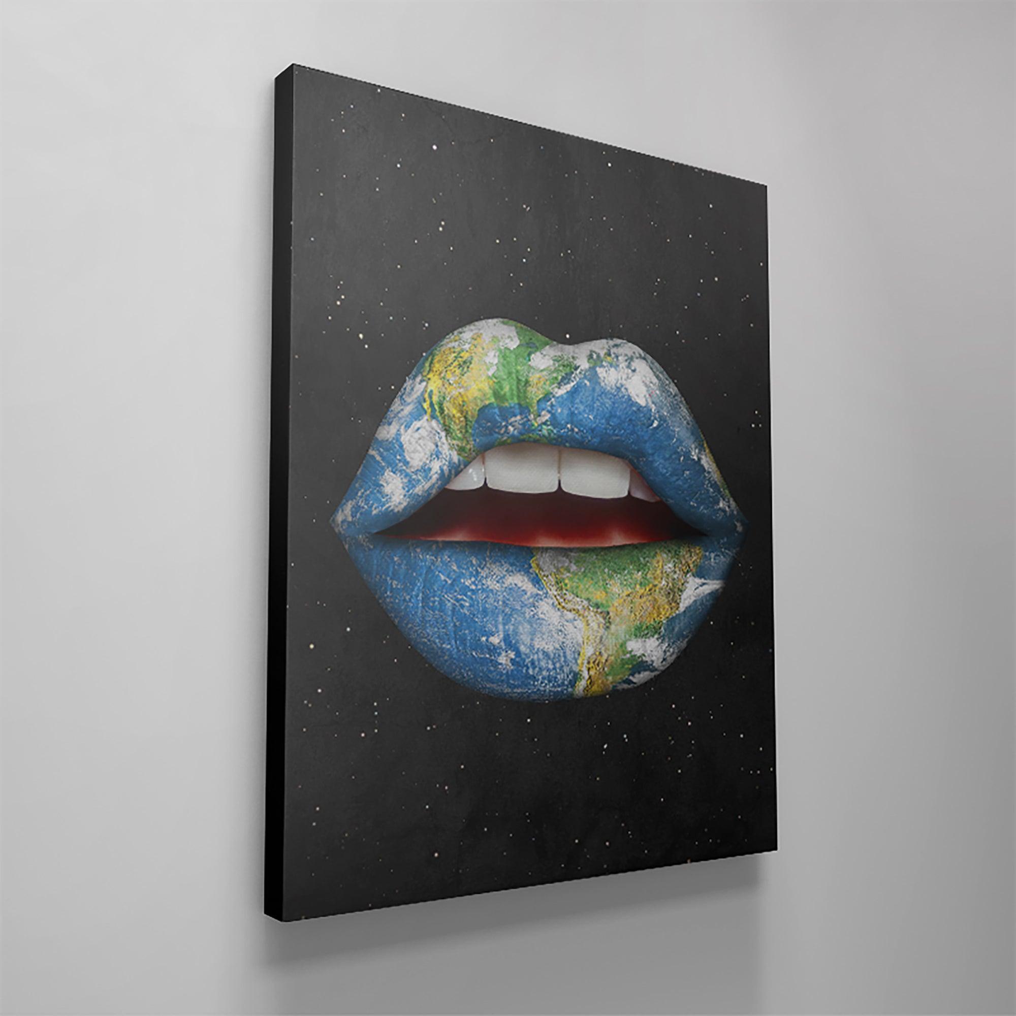 Earth Lips