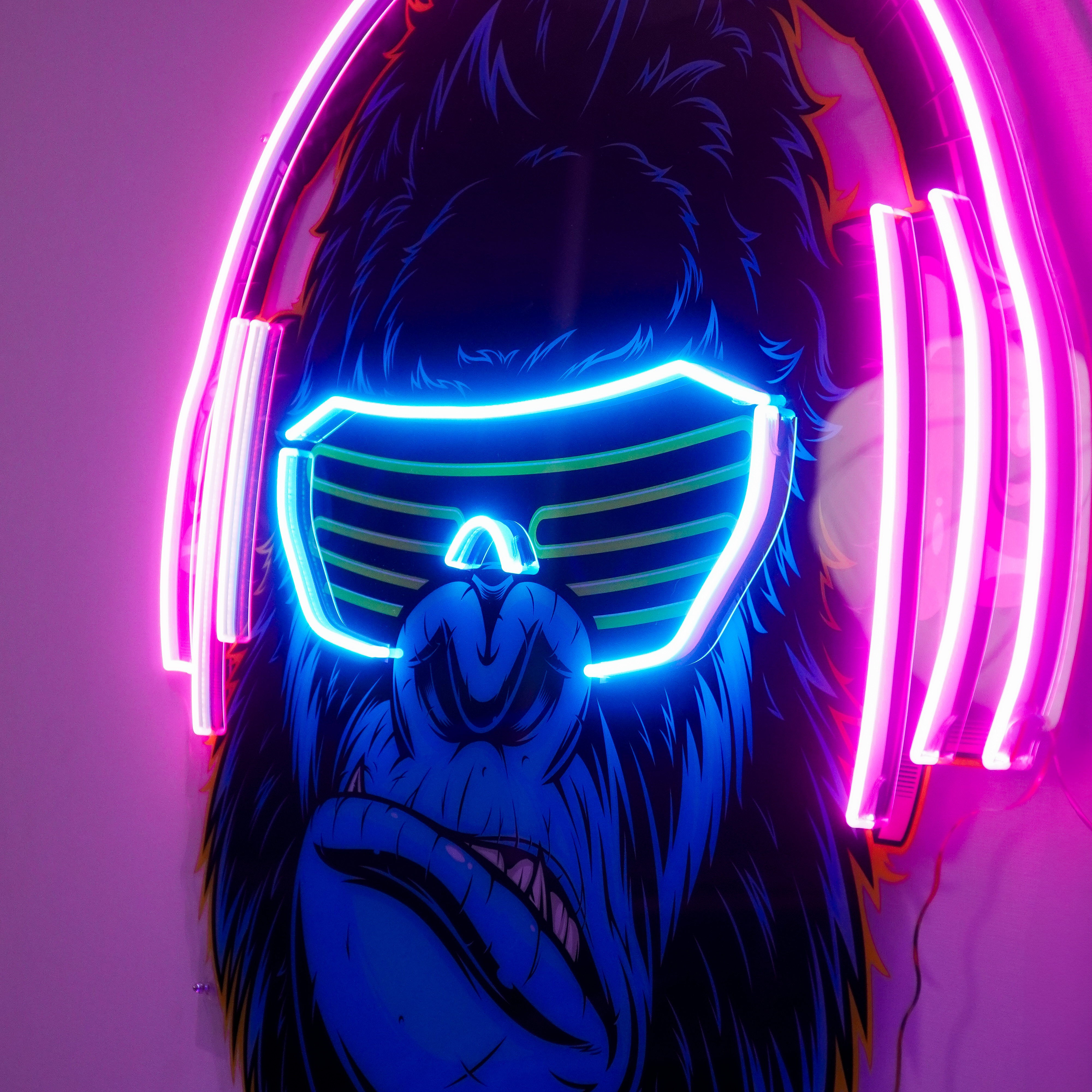 Gorilla with Headphones LED Neon Sign Light Pop Art