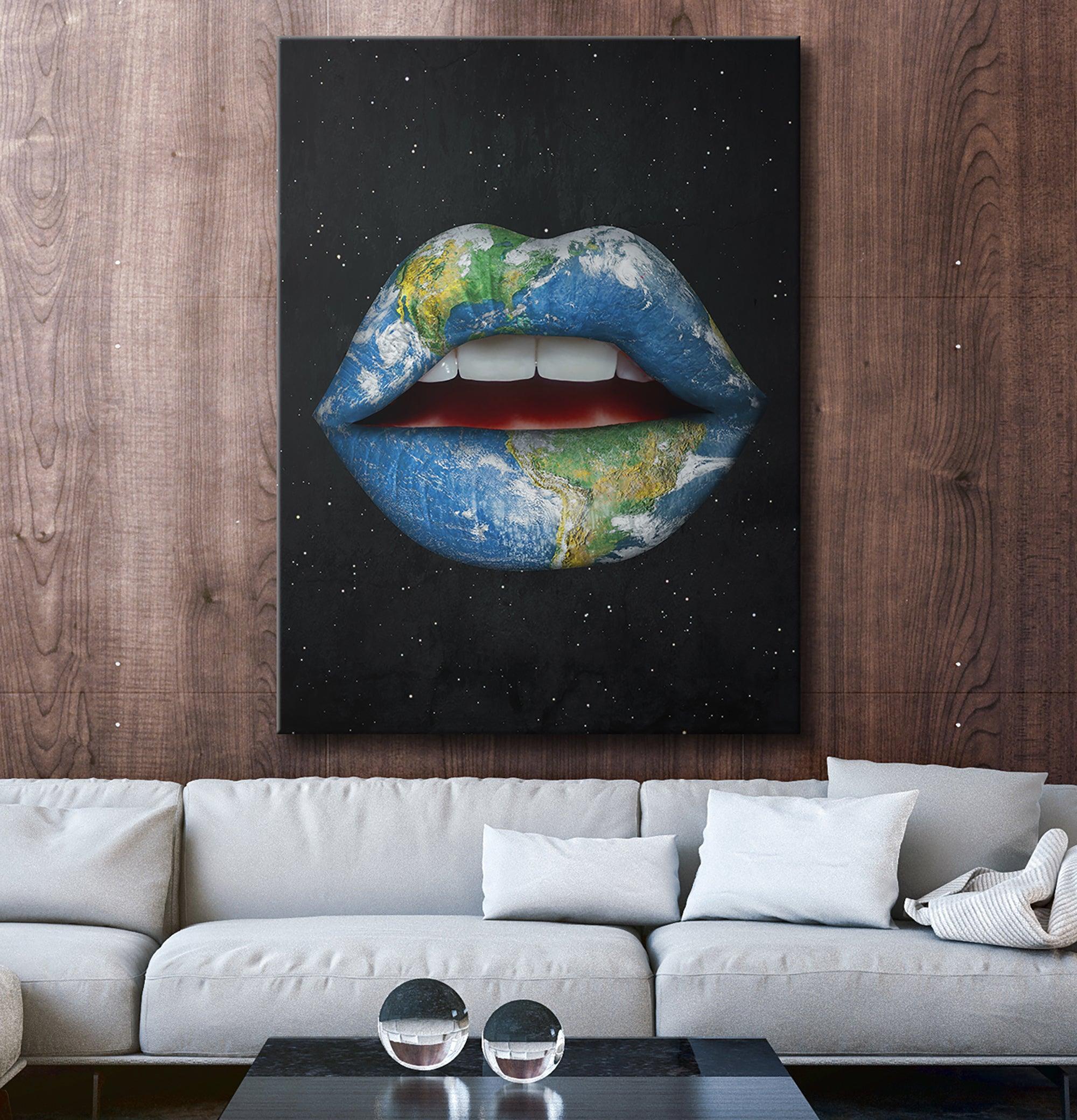 Earth Lips