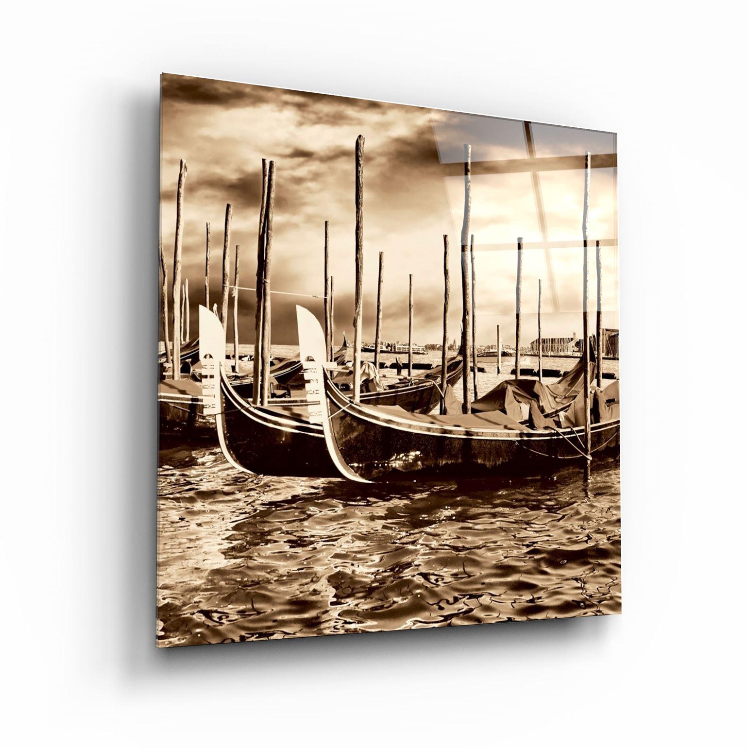 ・"Venetian"・Glass Wall Art