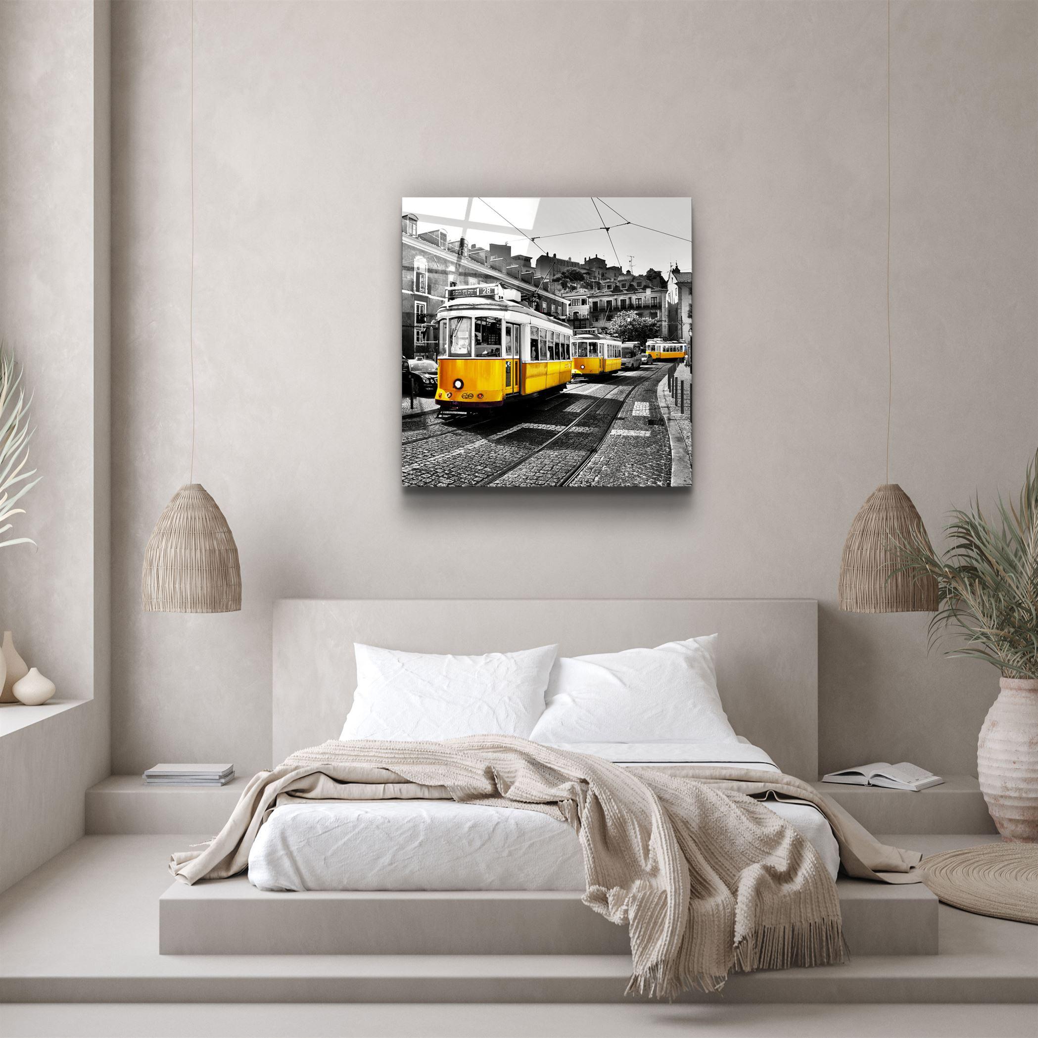 ・"Lisbon Yellow Tram"・Glass Wall Art