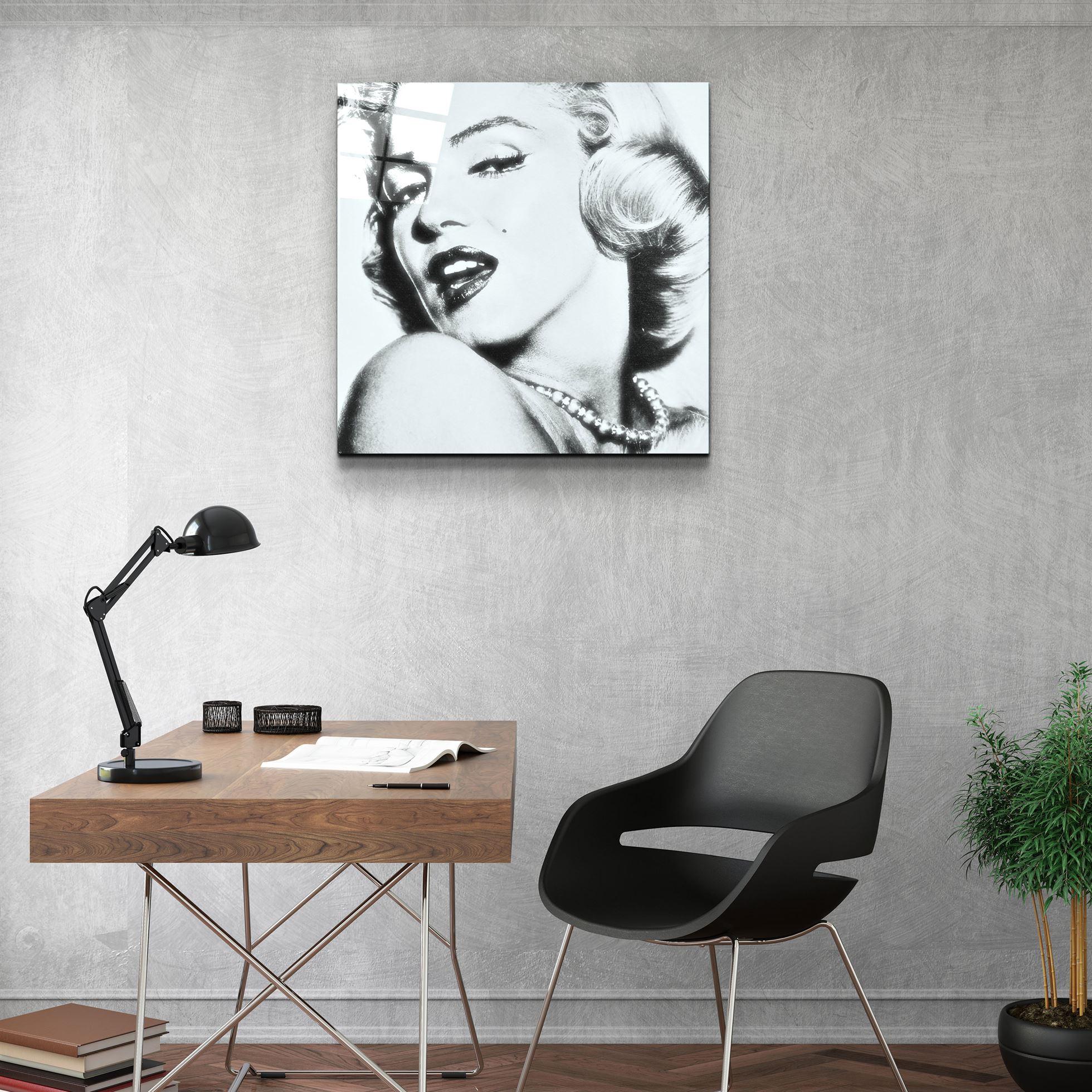 ・"Marilyn Monroe"・Glass Wall Art