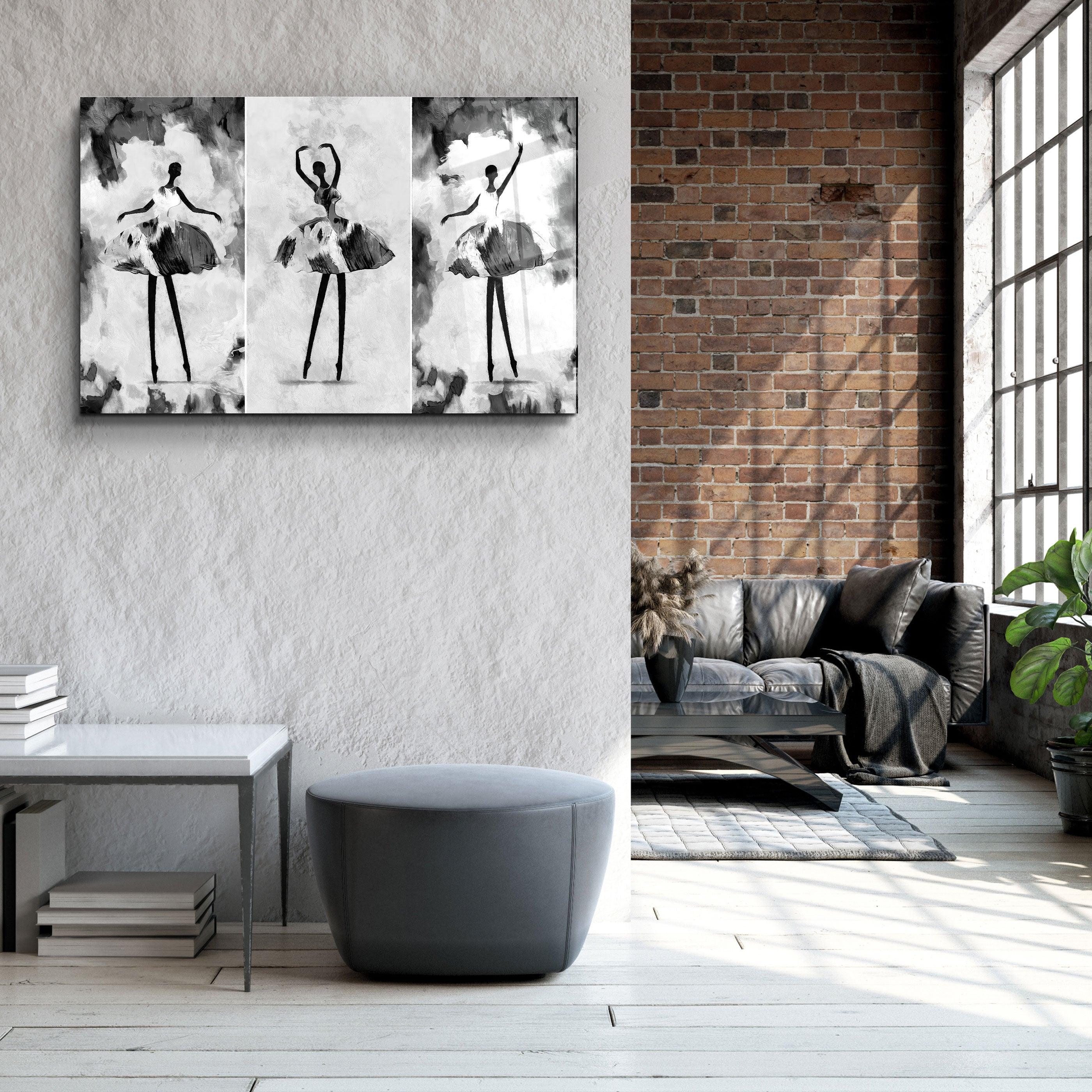 ・"Black and White Ballerina"・Glass Wall Art