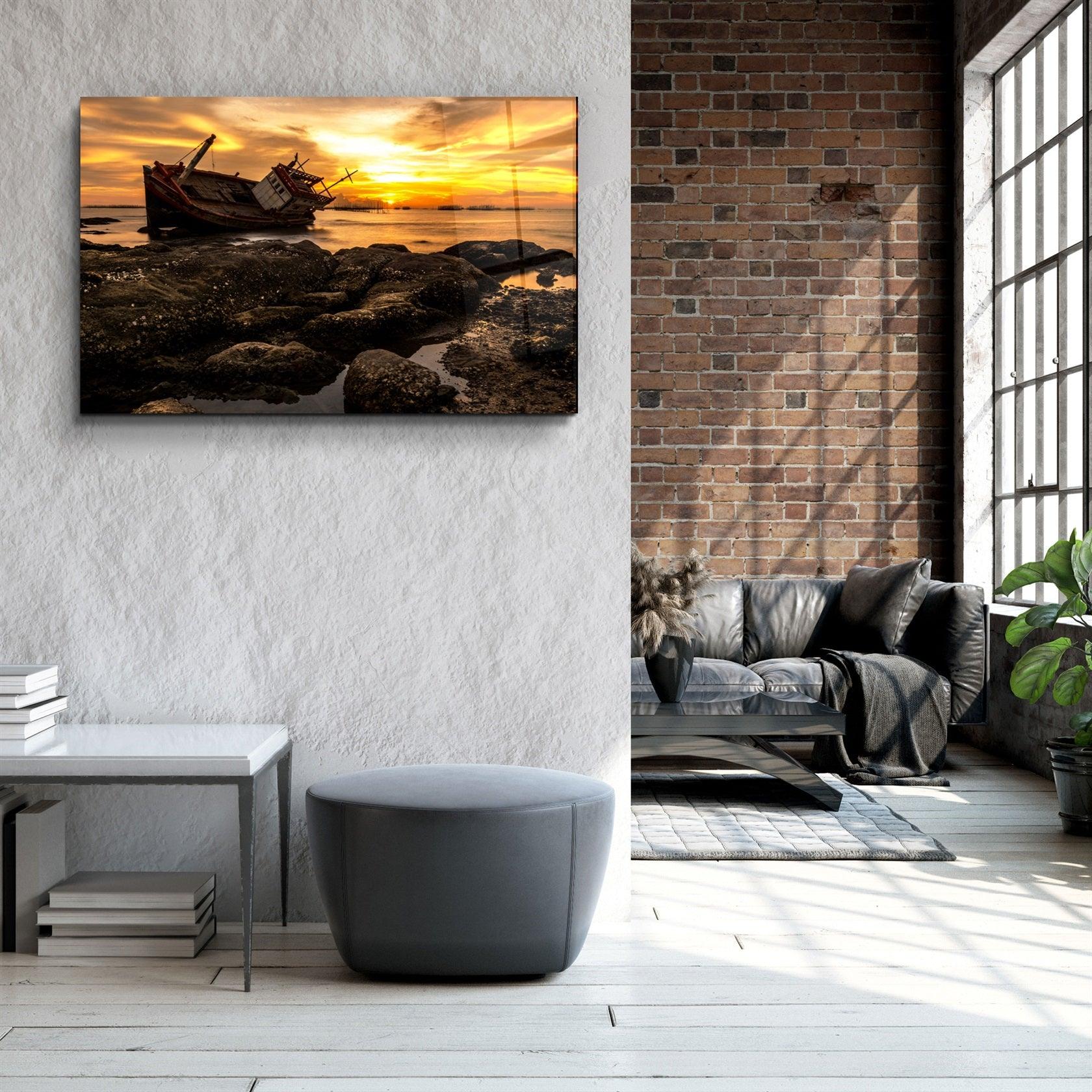 ・"Ship Wreck"・Glass Wall Art