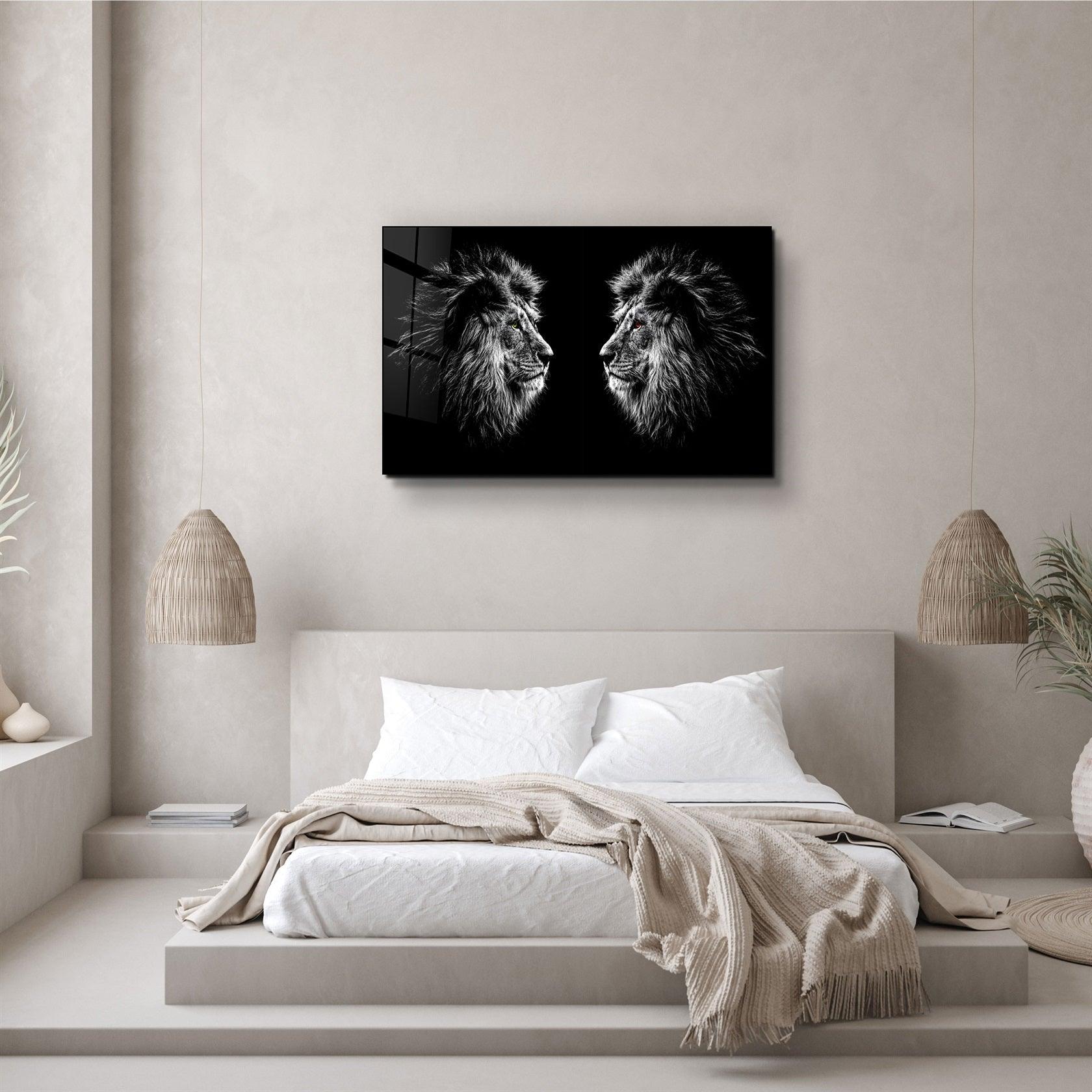 ・"Lions Confrontation BW "・Glass Wall Art