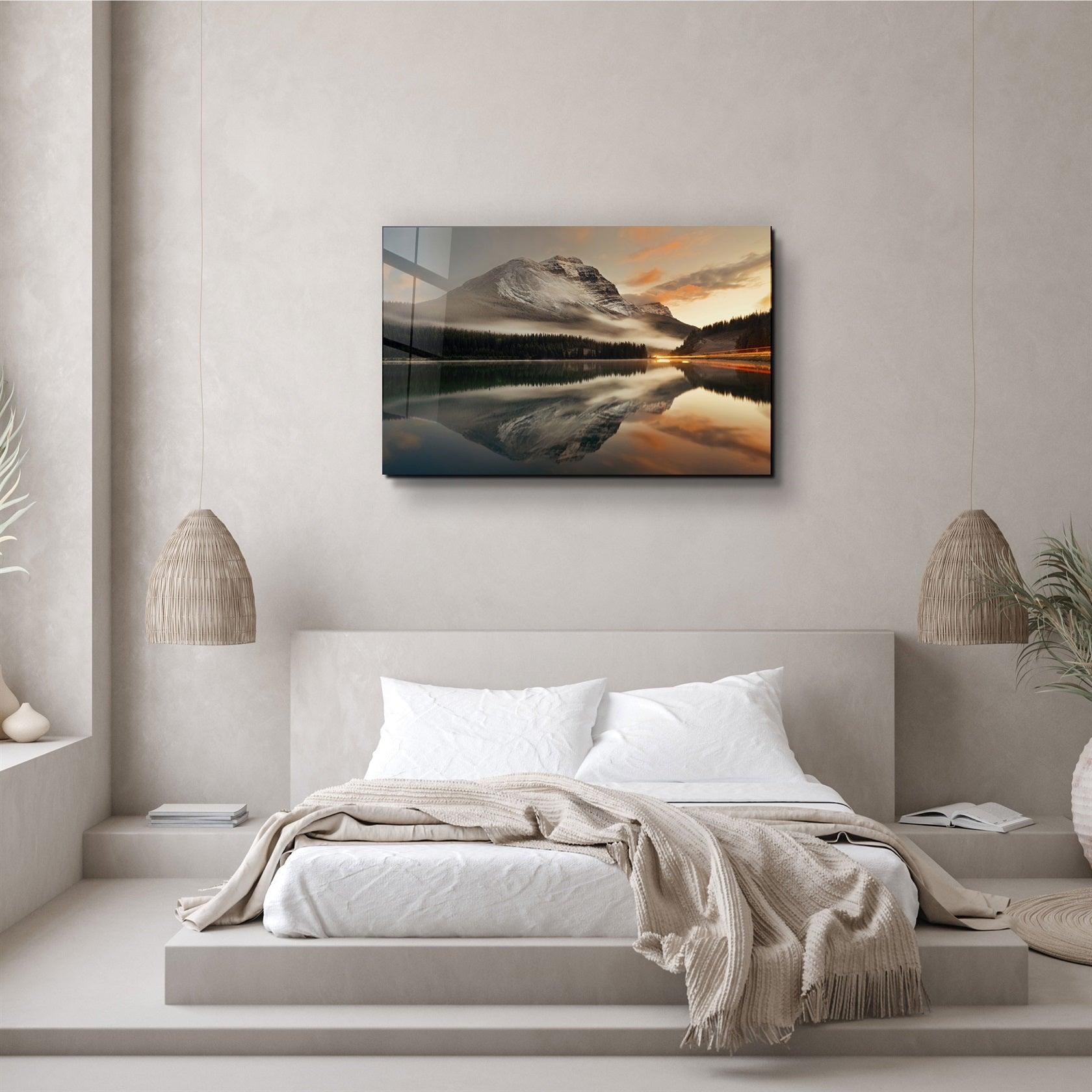 ・"Huge Mountain"・Glass Wall Art